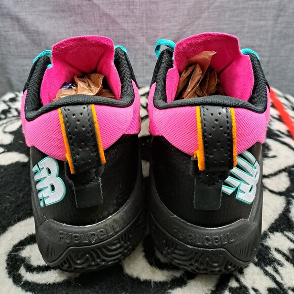 %Size 8 New Balance TWO WXY My City Pack \